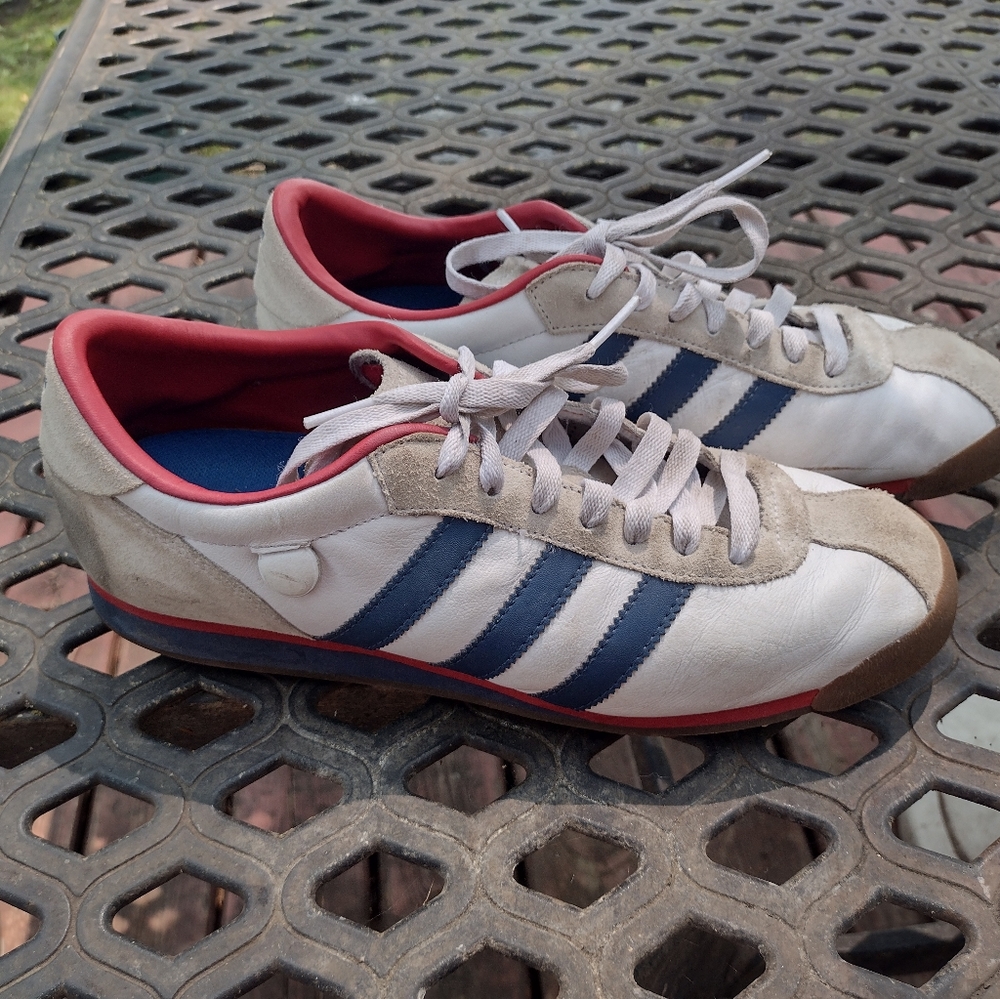 Adidas low top white with blue stripes suede red accent size 9.5